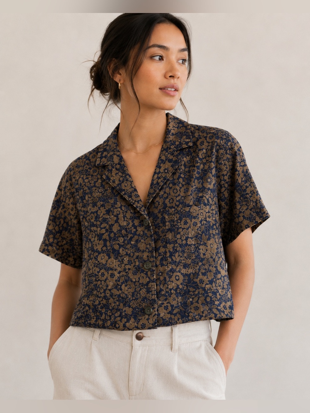 Everlane Linen Short Sleeve Button Workwear Shirt Midnight Floral Navy Tan S